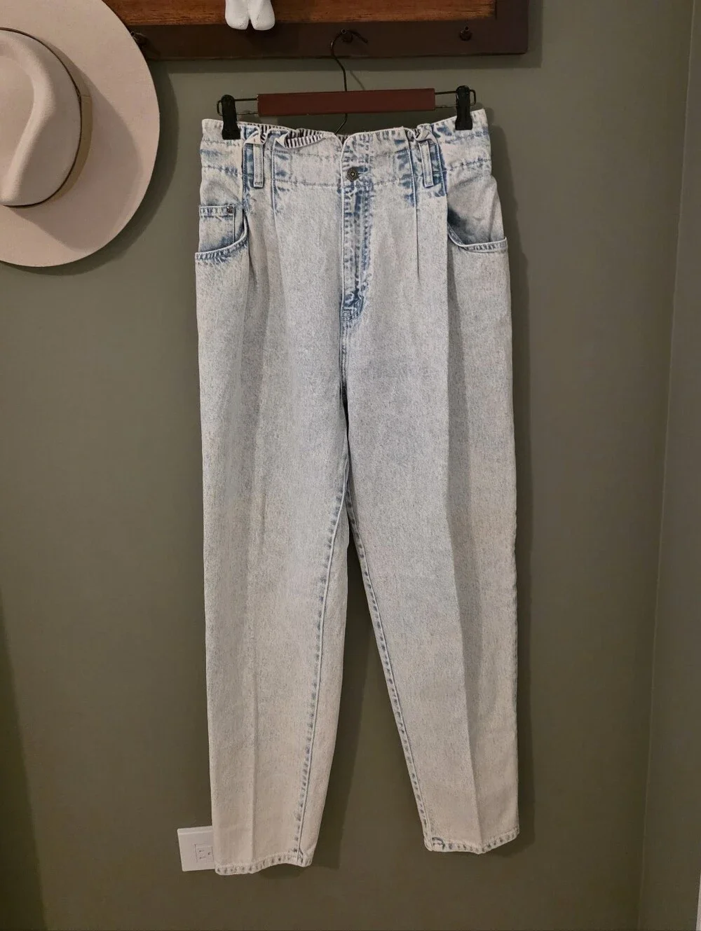 Levi's Vintage Paperbag Mom Jeans 80s 90s Festival Casual